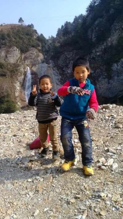 刘小中,Ethan_24#吉祥三宝,My wife and son